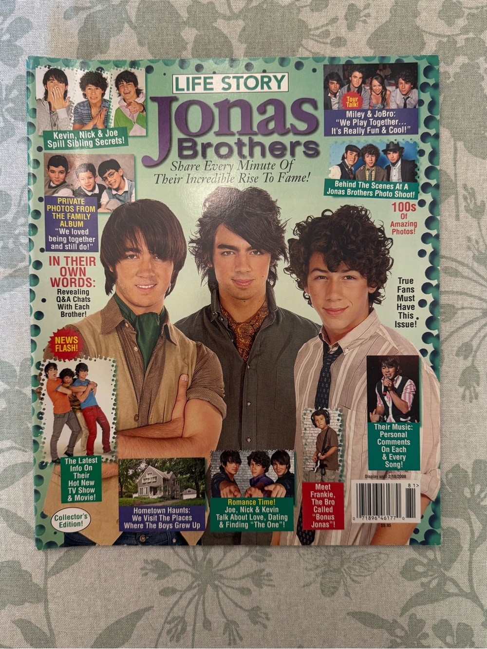 Jonas Brothers PLUS Zac Efron Life Story Magazines